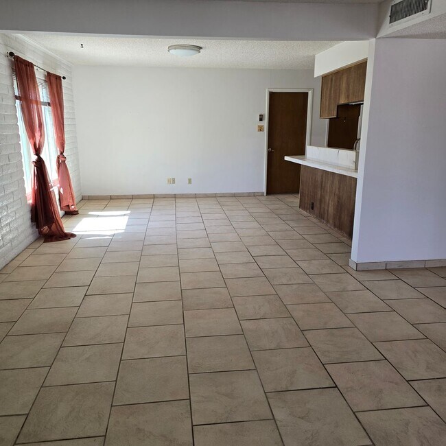 Foto del edificio - Sunsites/Pearce Southwest Style Home
