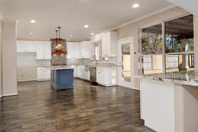 Foto del edificio - 138 Oriel Oaks Cir