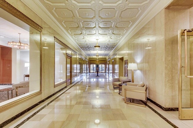 Foto del edificio - 310 S Michigan Ave