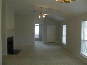 Building Photo - 10610 Twin Circles Dr