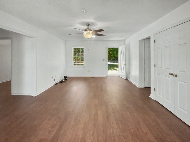 Foto del edificio - Move-In Ready Magic in the Heart of Scotland County