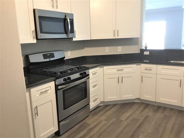 Foto del edificio - 420 Magnolia Estates Dr
