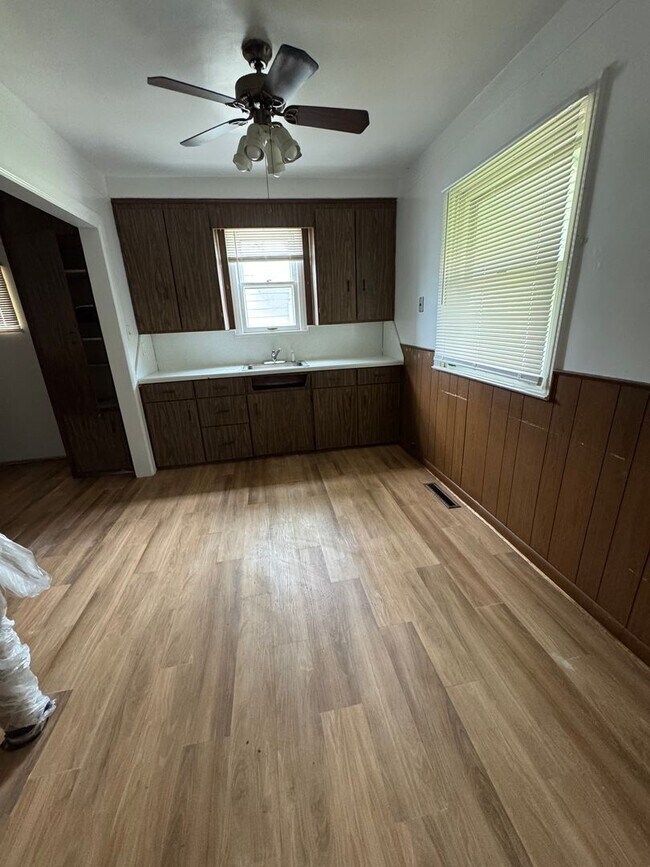 Foto del edificio - 2 Bedroom Home In Eastpointe