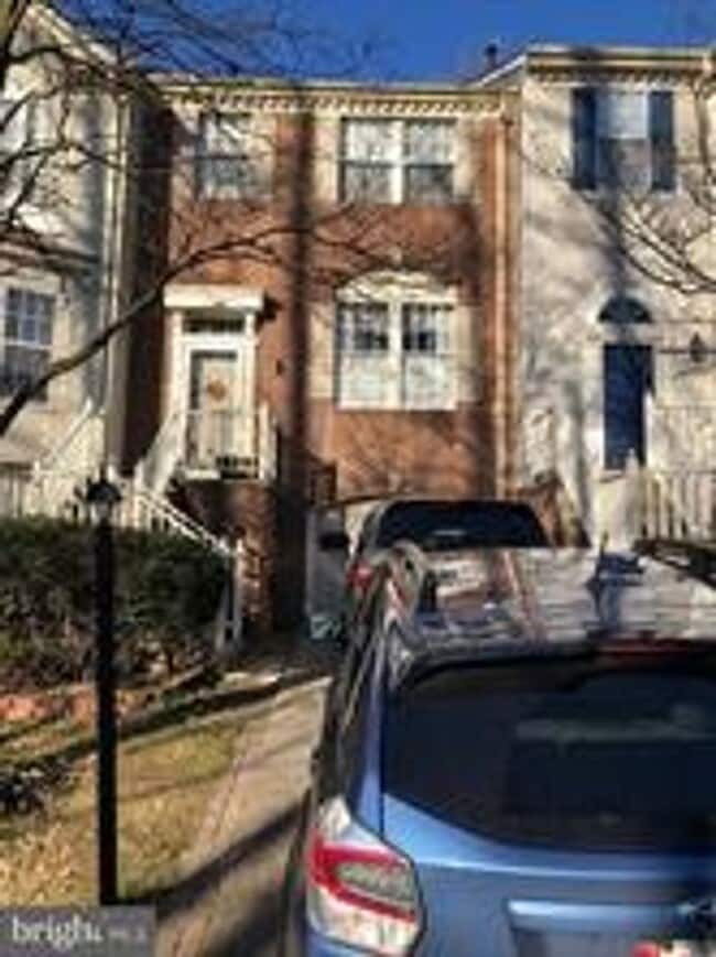 SPACIOUS TH IN OLNEY - SPACIOUS TH IN OLNEY House