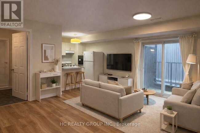 Building Photo - 1606 Queen St E