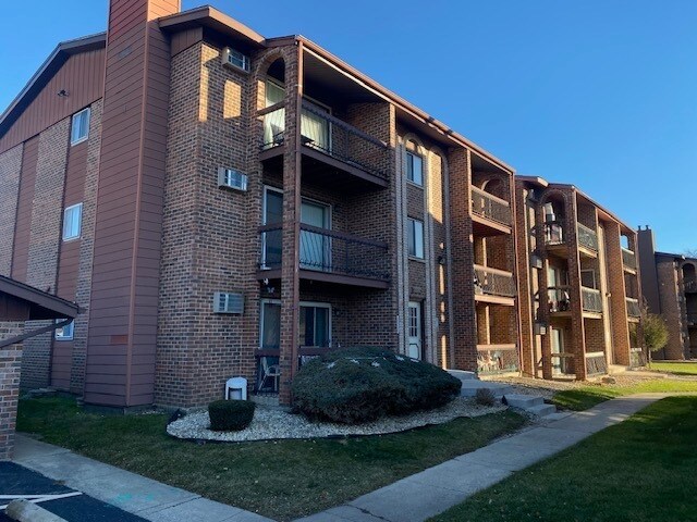 Primary Photo - 15806 Orlan Brook Dr