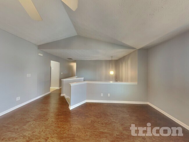 Foto del edificio - 3275 River Ln SE