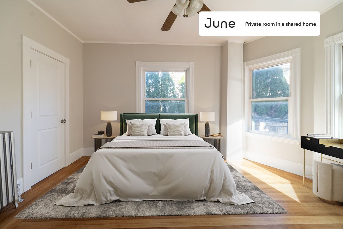 Foto principal - Private bedroom in 5 bed/2 bath Home