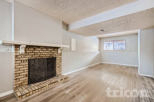 Building Photo - 9181 Newton St