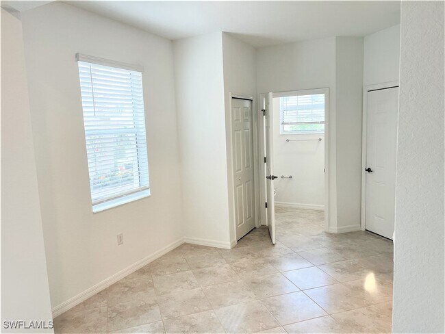 Foto del edificio - 2775 Blossom Wy