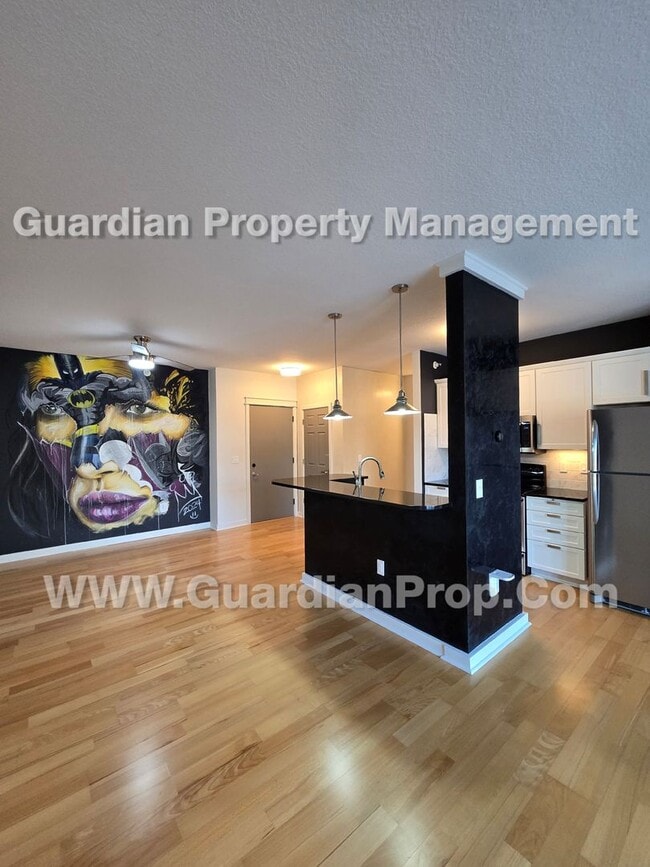 Building Photo - St Louis Park Condo, Heated Garage Space Included, Dishwasher, In Unit Laundry