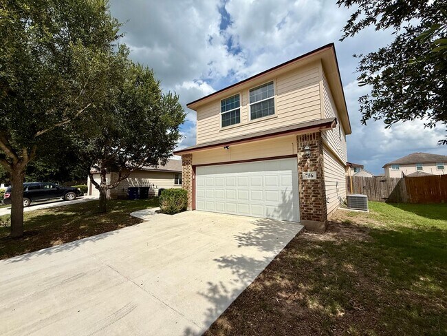 Building Photo - Beautiful 3 bedroom, 2.5 bathroom in Avery...