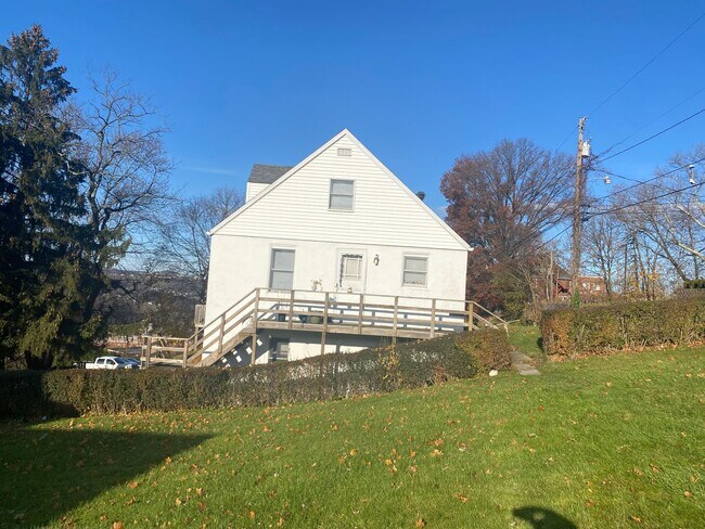 Foto del edificio - 226/228 Belmar Avenue
