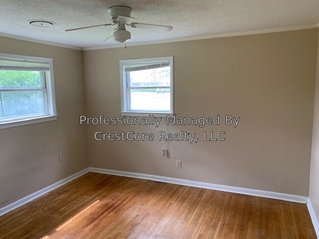Building Photo - 876 Craigwood Dr
