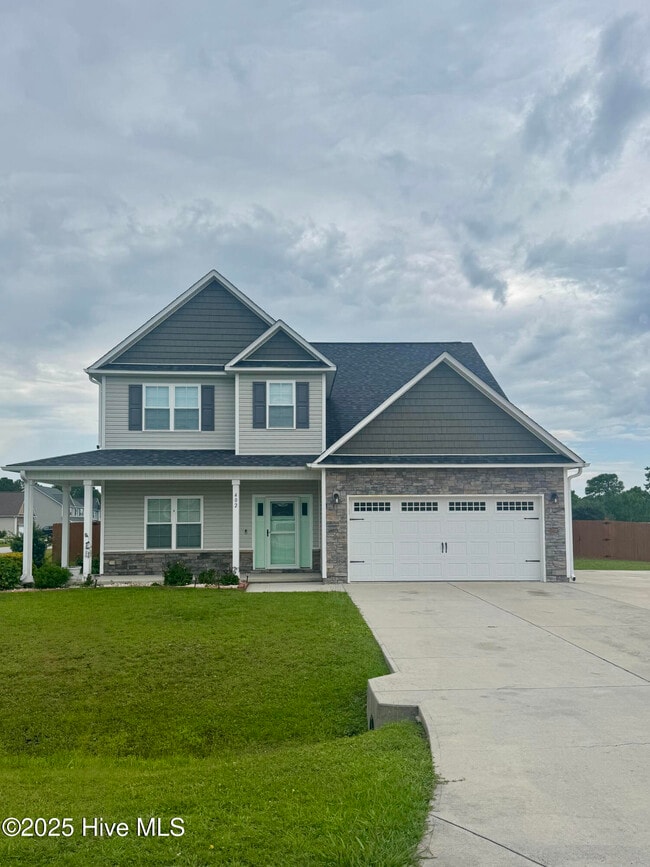 Building Photo - 402 Kinroff Dr