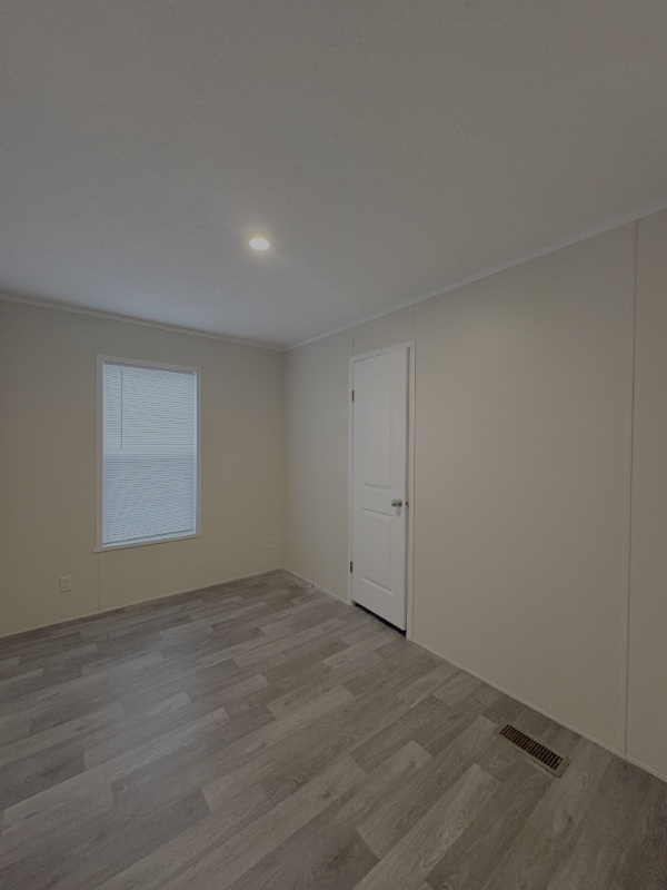 Building Photo - 295 Ironridge