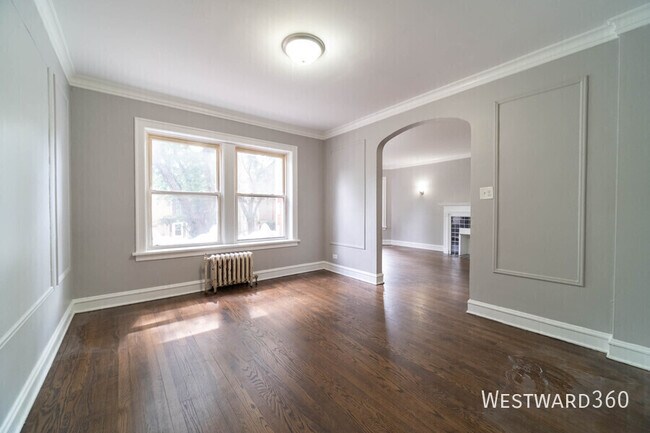 Foto del edificio - 2136 W Arthur Ave