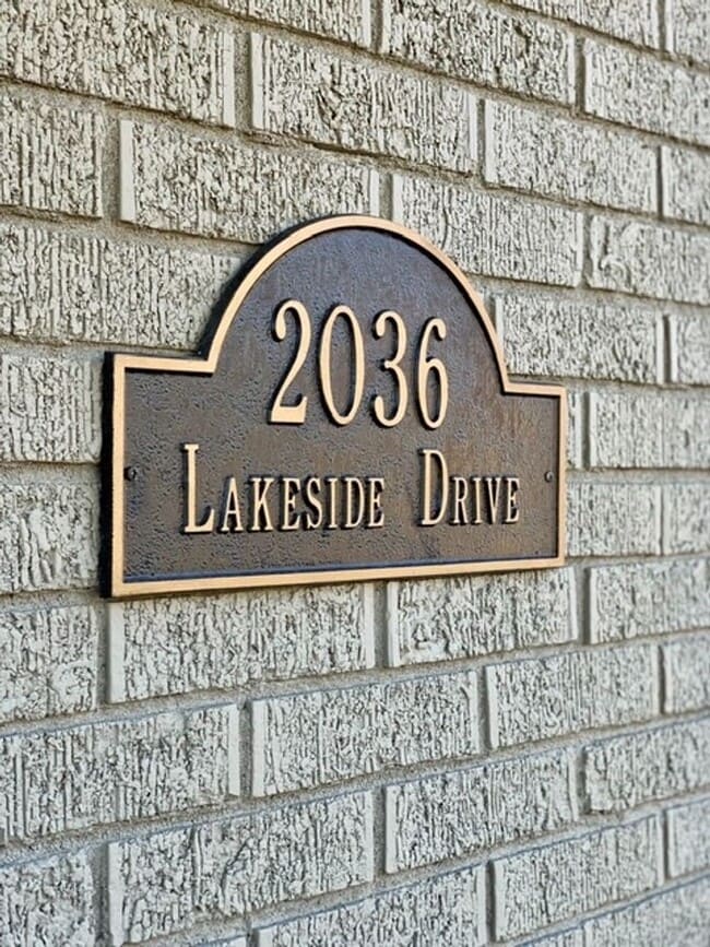 Photo - 2036 Lakeside Drive House