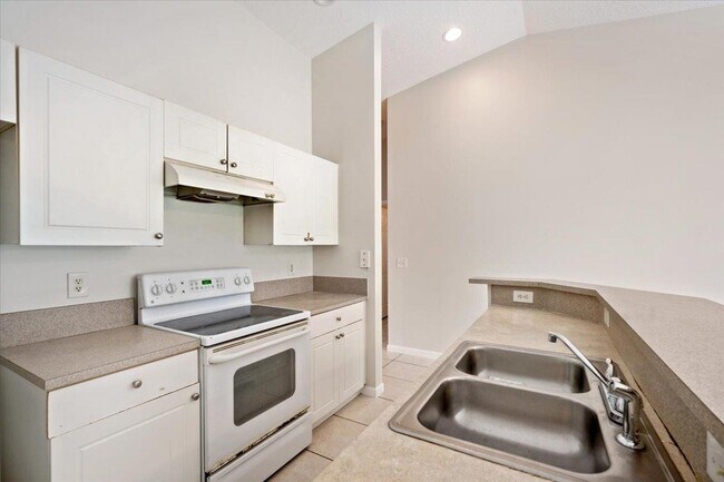 Building Photo - 4516 Oak Terrace Dr