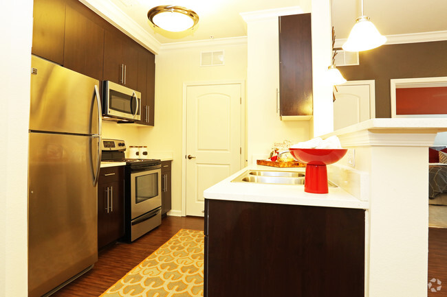 Kitchen - Clairmont at Chesterfield