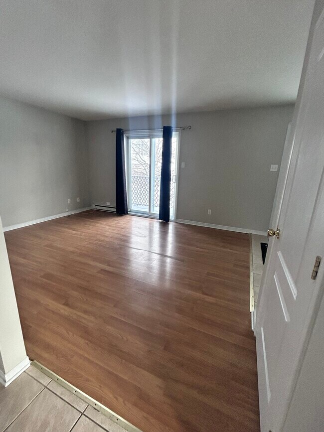 Building Photo - 579 Rue De Sainte-Maxime