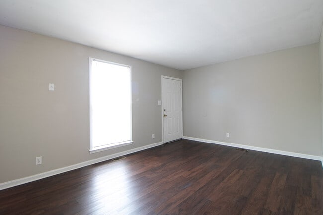 Building Photo - 1436-A McCan Drive