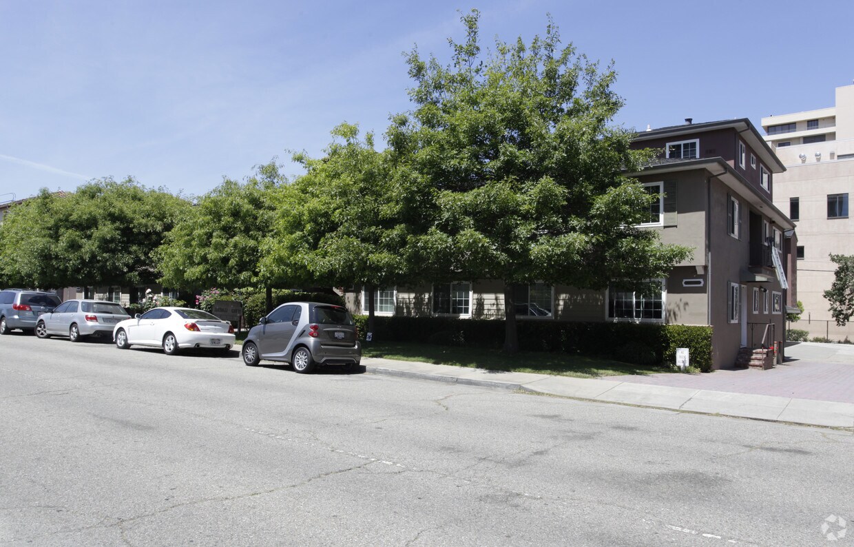 Foto del edificio - Magnolia Court