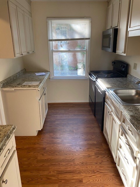 Foto del edificio - 1174 N Vermont St