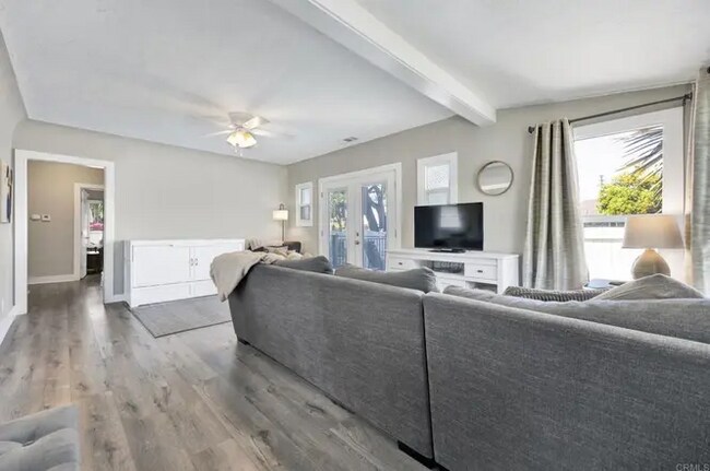 Building Photo - 15158 Domino St