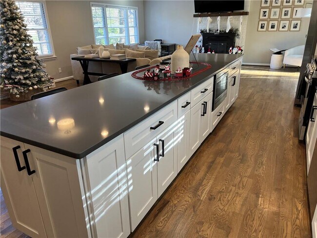 Foto del edificio - 226 Cherrywood Dr