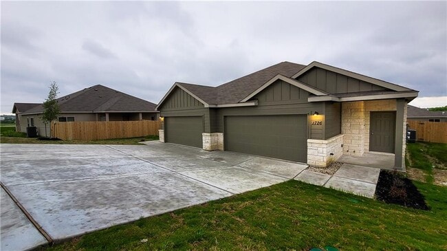 Building Photo - 1726 Davidson Ranch Dr