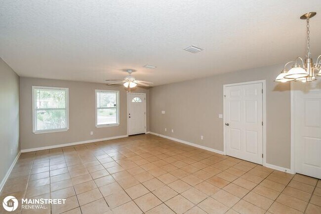 Building Photo - 6430 Lenczyk Dr, Jacksonville, FL 32277
