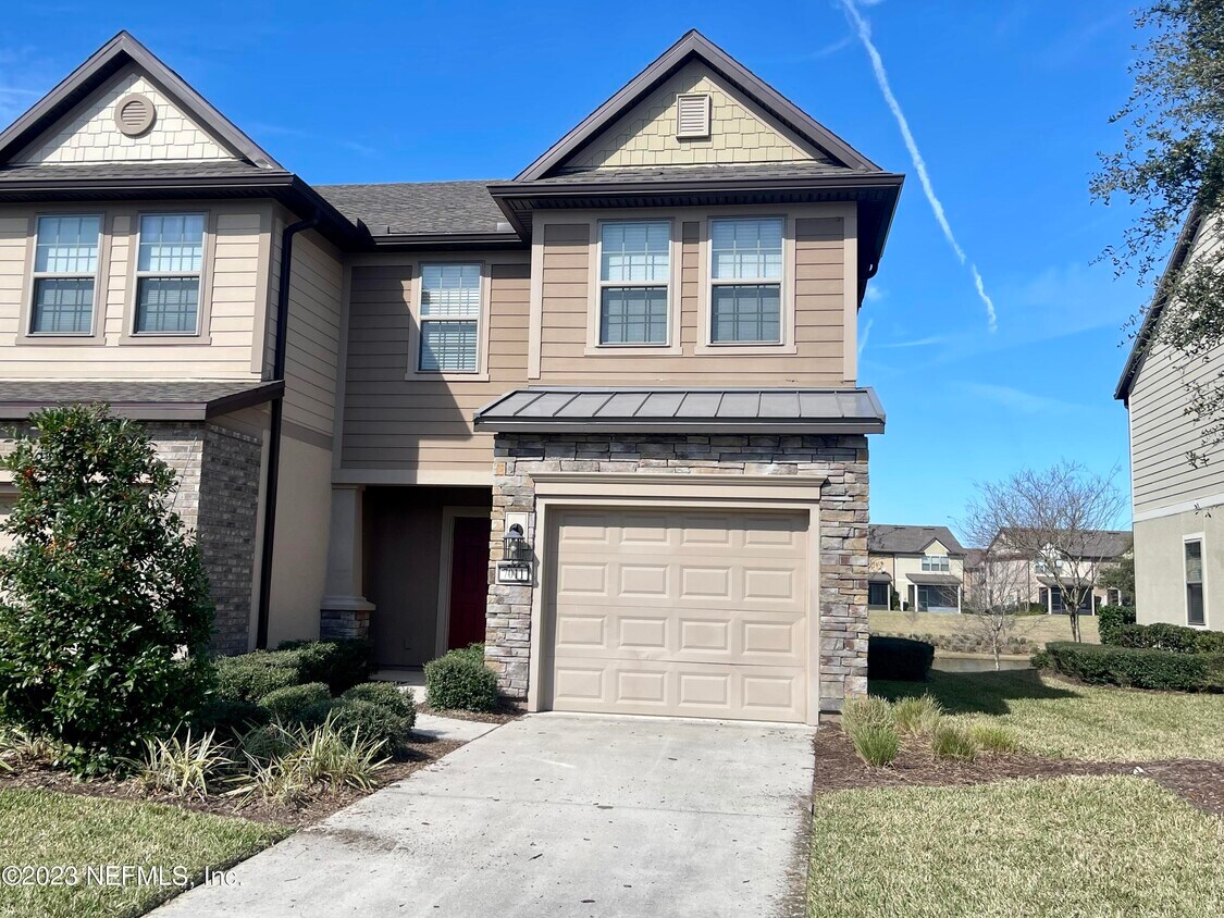 Primary Photo - 7011 Berrybrook Dr