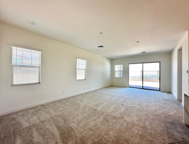 Foto del edificio - Summerlin Village
