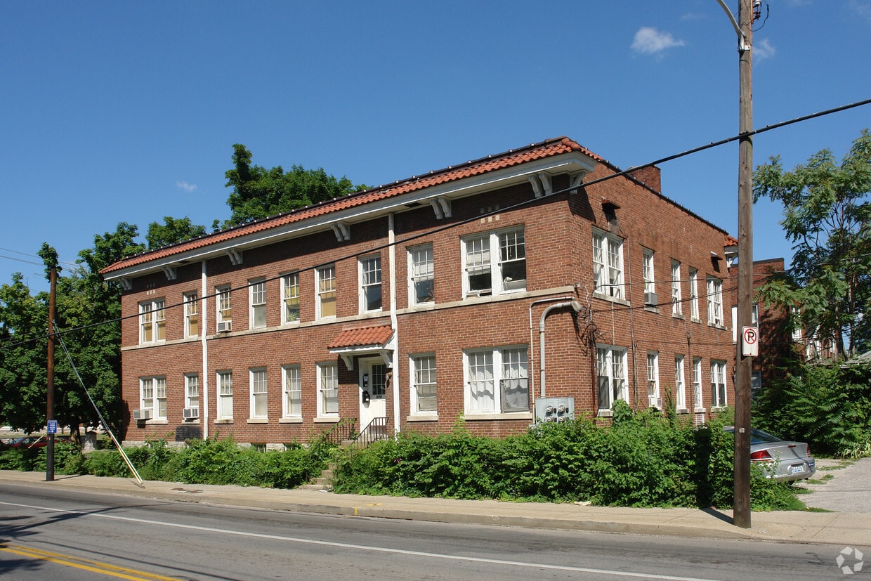 Primary Photo - 273 E Maxwell St