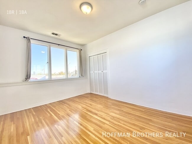 Foto del edificio - 7575 Melrose Ave