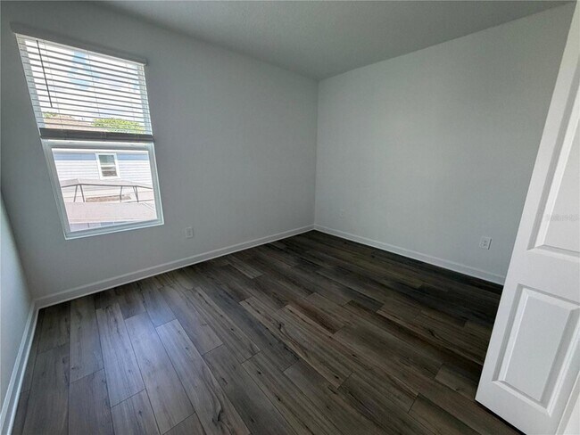 Foto del edificio - 7867 Poplin St