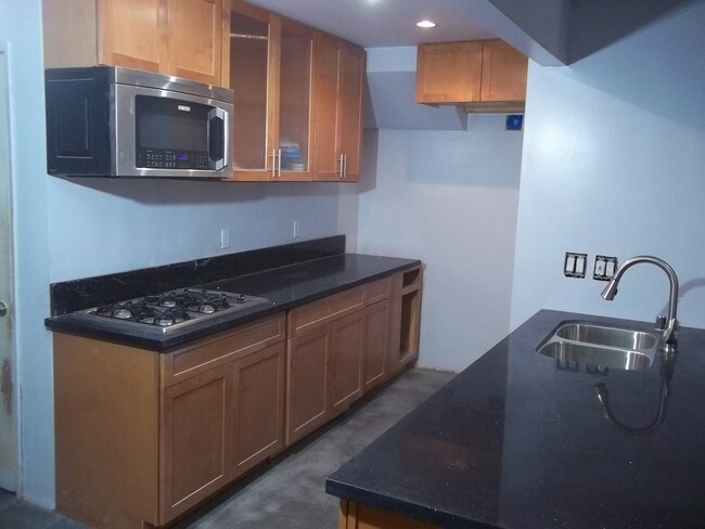 Foto del edificio - 1631 Van Horne Ln