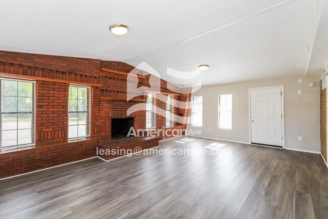 Foto del edificio - 3410 Cauthen Dr