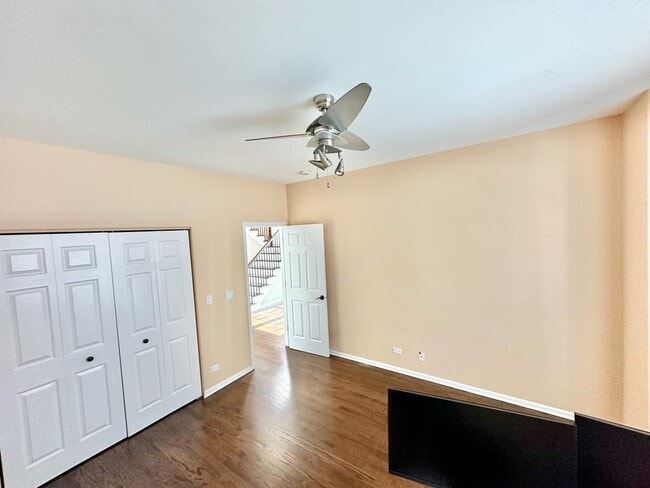 Building Photo - 1274 S Christine Ct
