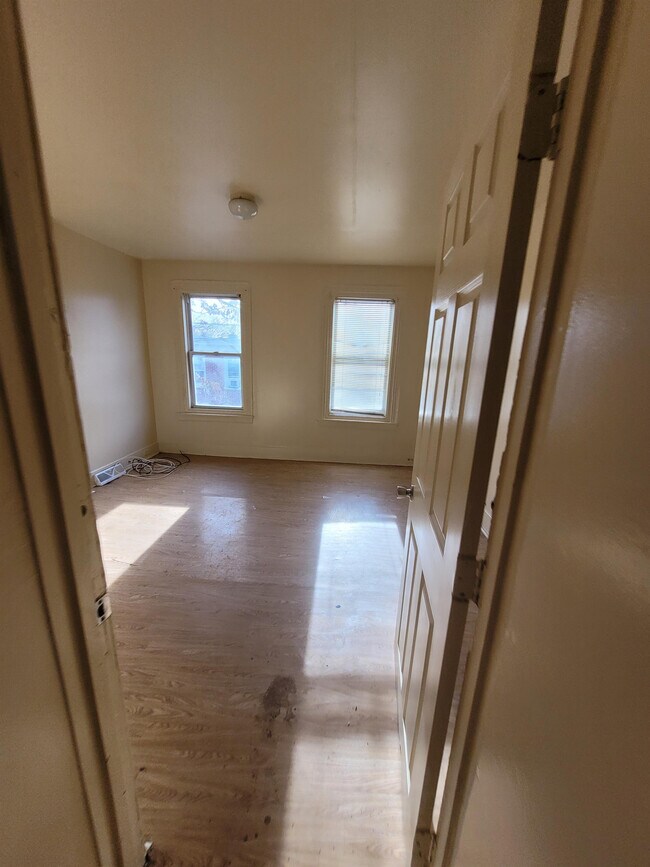 Building Photo - 1113 Conrad St