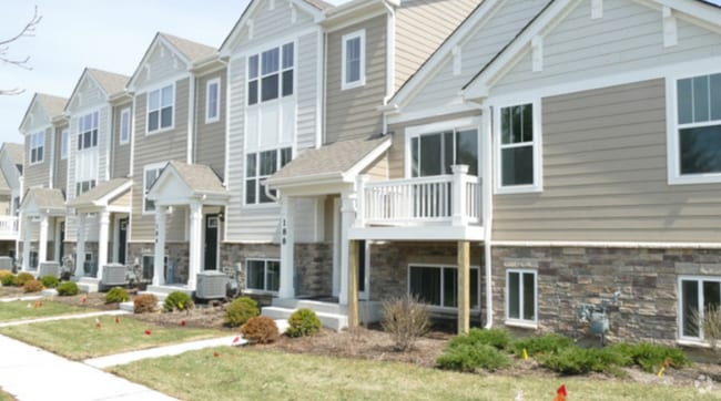 Building Photo - 192 Goldenrod Dr