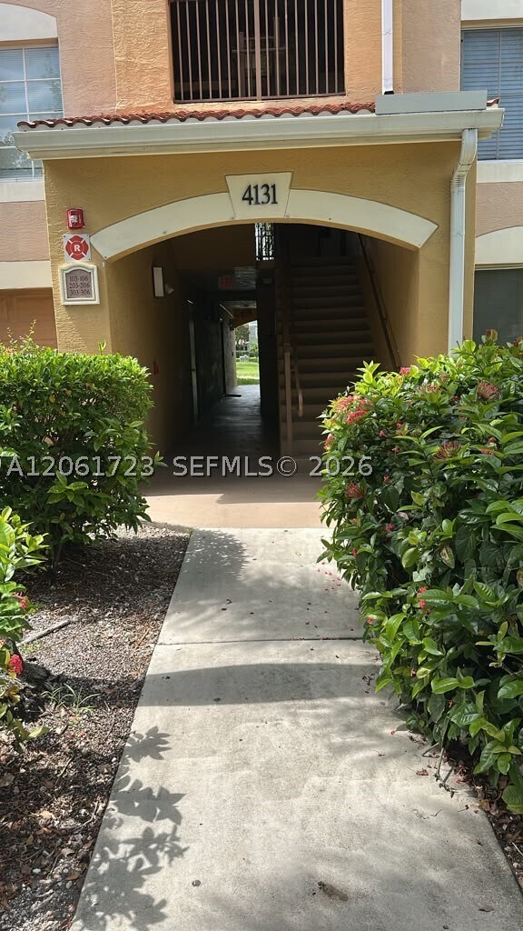 Building Photo - 4131 San Marino Blvd