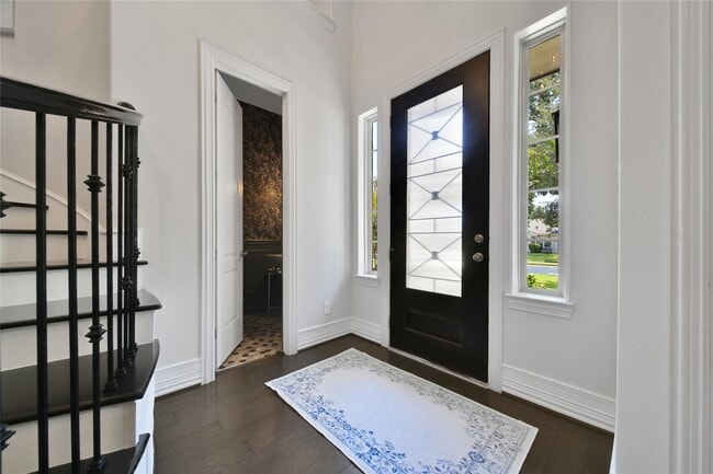 Building Photo - 1332 Gardenia Dr
