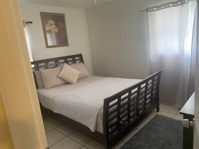 Foto del edificio - 2522 Stratford Dr