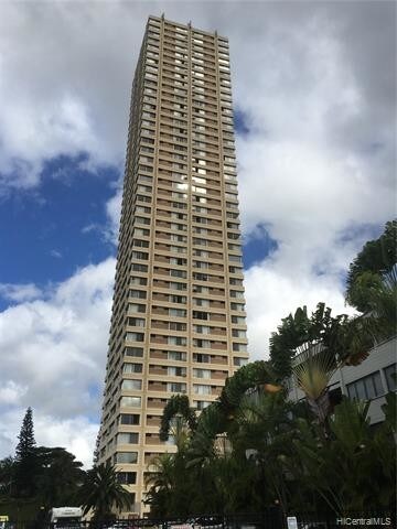 Primary Photo - 1060 Kamehameha Hwy
