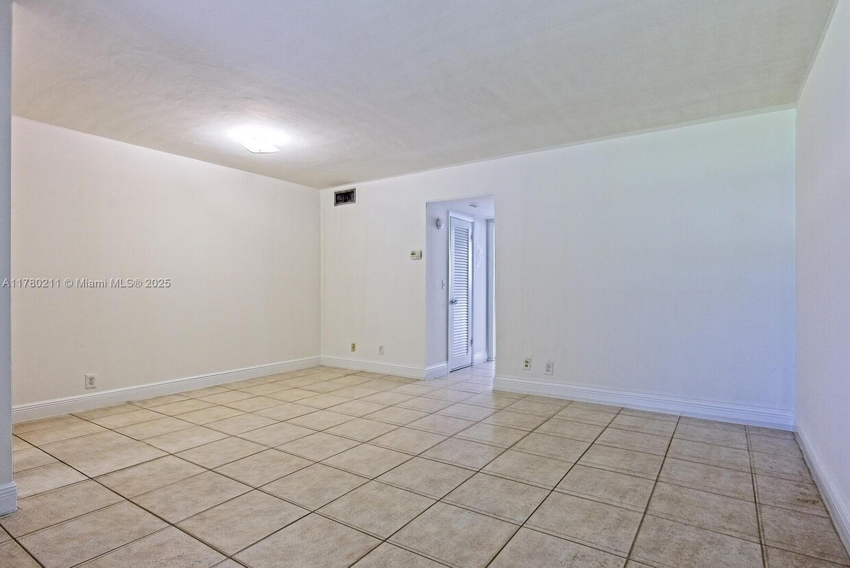 Primary Photo - 270 Layne Blvd