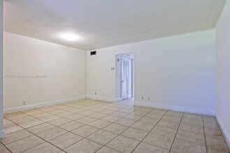 Building Photo - 270 Layne Blvd