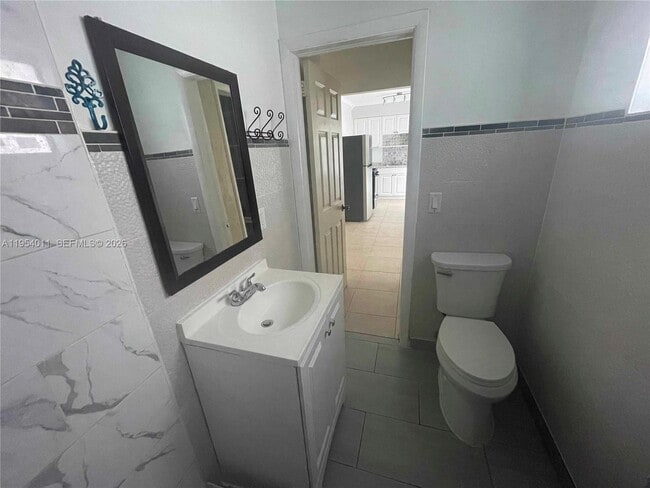 Foto del edificio - 790 NE 122nd St