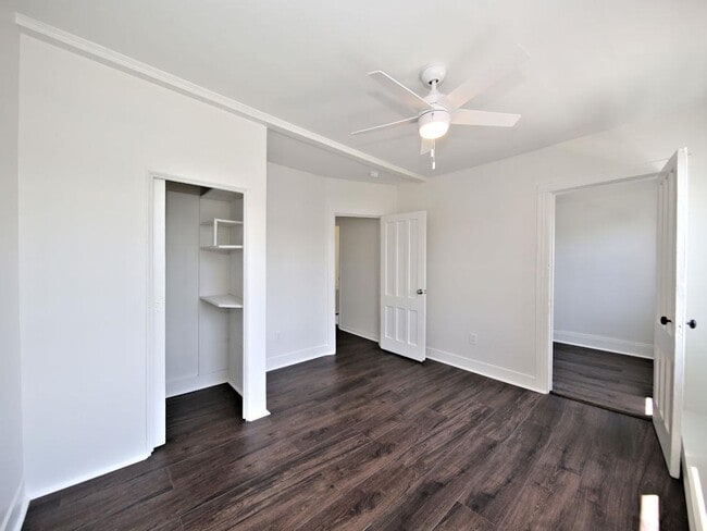 Building Photo - 105 Crotona Ave